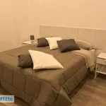 Rent 2 bedroom apartment of 45 m² in Naples