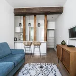 Appartement de 258 m² avec 1 chambre(s) en location à Paris