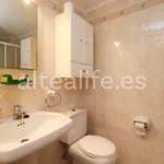 Rent 3 bedroom apartment of 120 m² in Altea