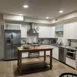 Rent 2 bedroom apartment in Mid-Wilshire