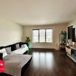  appartement avec 8 chambre(s) en location à Granby