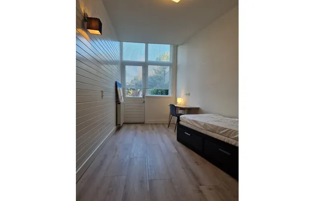 Huur 3 slaapkamer appartement van 90 m² in Den Haag