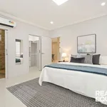 Rent 3 bedroom apartment in Moorebank