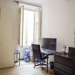 Rent a room of 80 m² in Roma