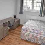 Rent 5 bedroom flat in Wales