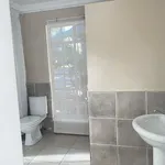 Rent 1 bedroom apartment of 25 m² in Bedfordview