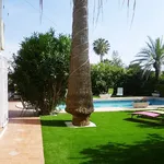 Rent 4 bedroom house of 260 m² in Marbella