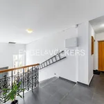 Rent 2 bedroom apartment of 70 m² in Prague