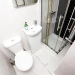 Rent 7 bedroom flat in Birmingham