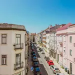 Rent 3 bedroom apartment of 100 m² in lisbon