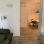 Rent 2 bedroom apartment of 90 m² in Milano MI