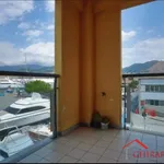 Rent 4 bedroom apartment of 65 m² in Genoa