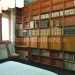 Rent 4 bedroom apartment of 200 m² in Padua