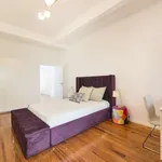 Rent a room in lisbon