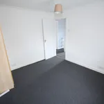 Rent 3 bedroom apartment in Uxbridge