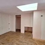 Affitto 7 camera appartamento di 220 m² in Napoli