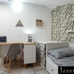 Rent 4 bedroom house of 16 m² in Roma