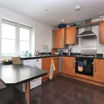 Flat to rent in Kingfield Road, Woking GU22