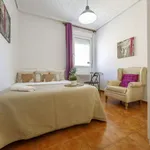 Rent a room of 70 m² in valencia