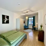 Rent 1 bedroom apartment of 721 m² in Berlin