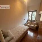 Rent 2 bedroom apartment of 85 m² in Napoli