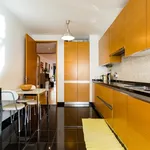 Rent 2 bedroom apartment of 114 m² in Lisbon