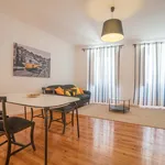 Rent 7 bedroom apartment of 140 m² in Lisboa