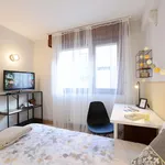 Rent 4 bedroom apartment in Bilbao