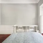 Rent a room in lisbon