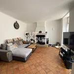 Maison de 135 m² avec 5 chambre(s) en location à CAVEIRAC