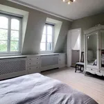 Rent a room of 180 m² in brussels