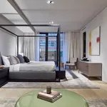 Rent 3 bedroom apartment of 251 m² in New York