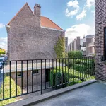 Rent 8 bedroom house of 220 m² in Van Hoytemastraat en omgeving