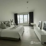 Rent 2 bedroom house of 160 m² in Bangkok