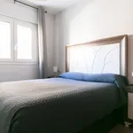 Rent 2 bedroom apartment of 646 m² in Málaga