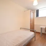 Rent 8 bedroom house in Wales