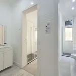 Rent a room in lisbon