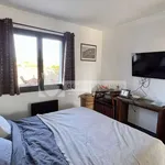 Maison de 110 m² avec 4 chambre(s) en location à Paradou