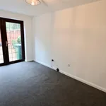 Rent 4 bedroom house in Coventry