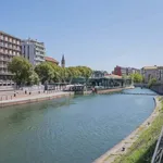 Rent 1 bedroom apartment of 40 m² in Milano