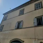 Affitto 4 camera appartamento di 85 m² in Viterbo