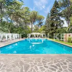 Rent 5 bedroom house of 15 m² in Rome