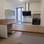 Rent 3 bedroom apartment of 70 m² in CombourgT