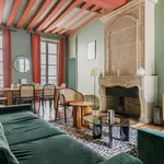 Appartement de 1066 m² avec 3 chambre(s) en location à Paris