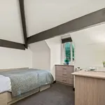 Rent 5 bedroom apartment in Yorkshire And The Humber