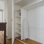 Rent 2 bedroom apartment of 55 m² in Paris