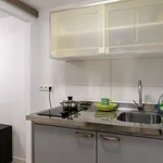 Miete 3 Schlafzimmer wohnung von 60 m² in Cologne