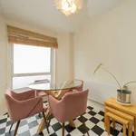 Rent 2 bedroom house in London