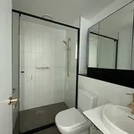 Rent 2 bedroom apartment in Melbourne