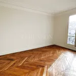 Appartement de 104 m² avec 4 chambre(s) en location à Paris 